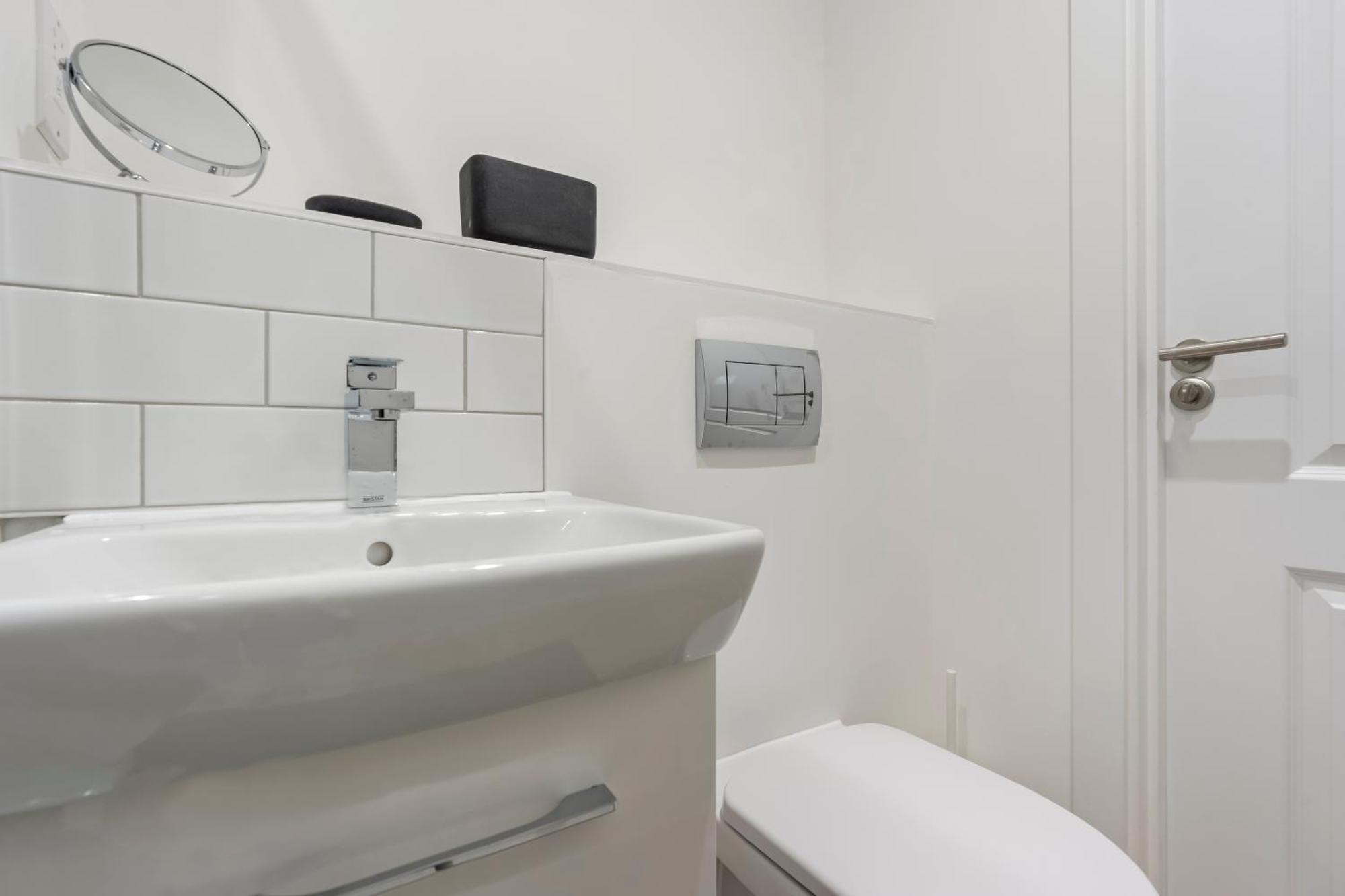 Evergreen Haven - Central 2Br - Free Parking W High Speed Wifi 伯明翰 外观 照片